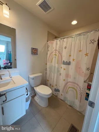 $3,700 | 189 Green Poplar Lane, Clarksburg, MD 20871