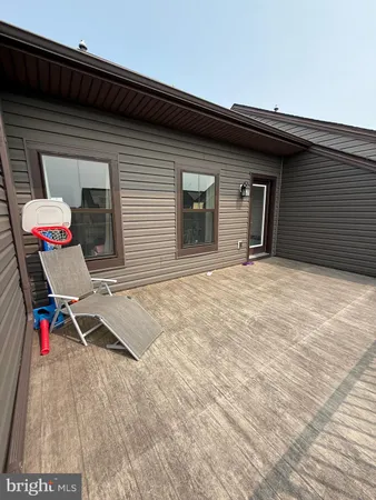 $3,700 | 189 Green Poplar Lane, Clarksburg, MD 20871