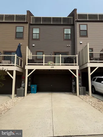 $3,700 | 189 Green Poplar Lane, Clarksburg, MD 20871