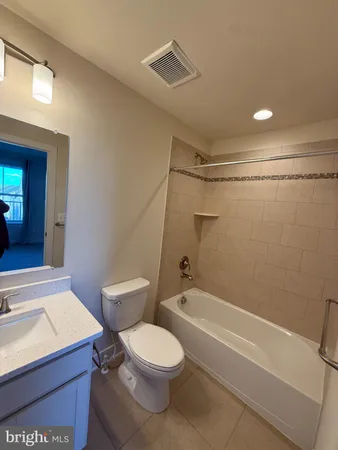 $3,700 | 189 Green Poplar Lane, Clarksburg, MD 20871