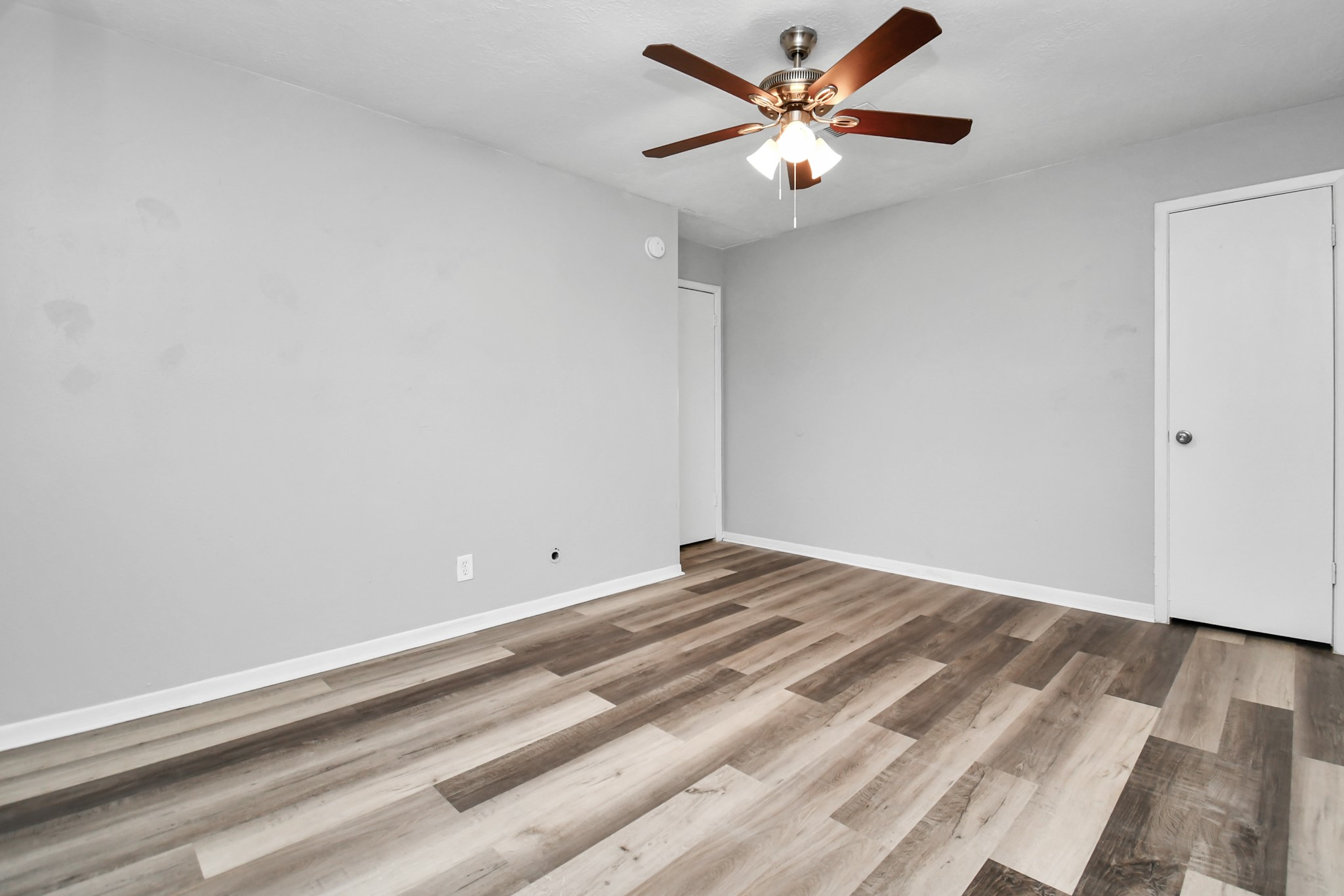 24118 Spring Gum Drive Spring, TX 77373 - Photo 10 of 46