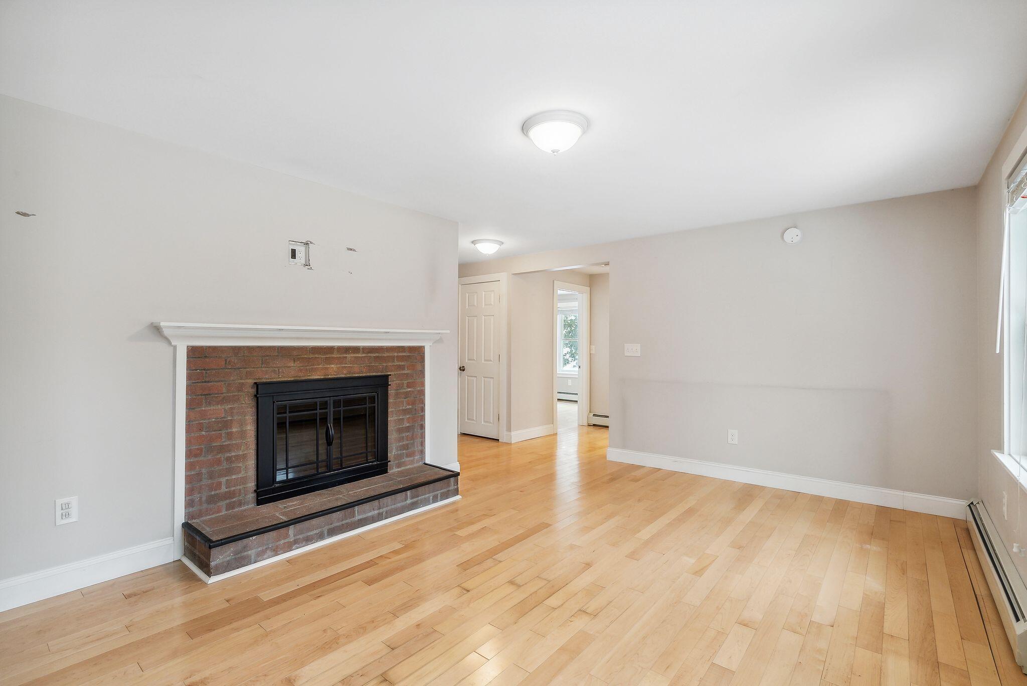 22 Gray Road Falmouth, ME 04105 - Photo 6 of 26 18_DSC03100