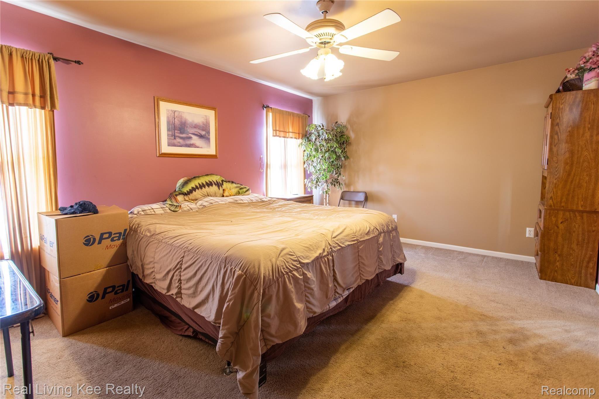 2257 Hummer Lake Road Oxford, MI 48371 - Photo 9 of 32 hummerlake_house-9.jpg