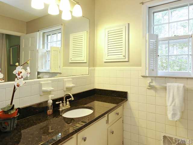 4707 Poland Place Raleigh, NC 27609 - Photo 16 of 24 Gallery Image 16