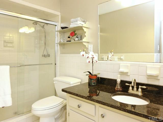 4707 Poland Place Raleigh, NC 27609 - Photo 17 of 24 Gallery Image 17
