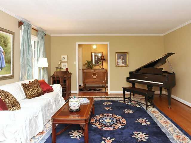 4707 Poland Place Raleigh, NC 27609 - Photo 5 of 24 Gallery Image 5