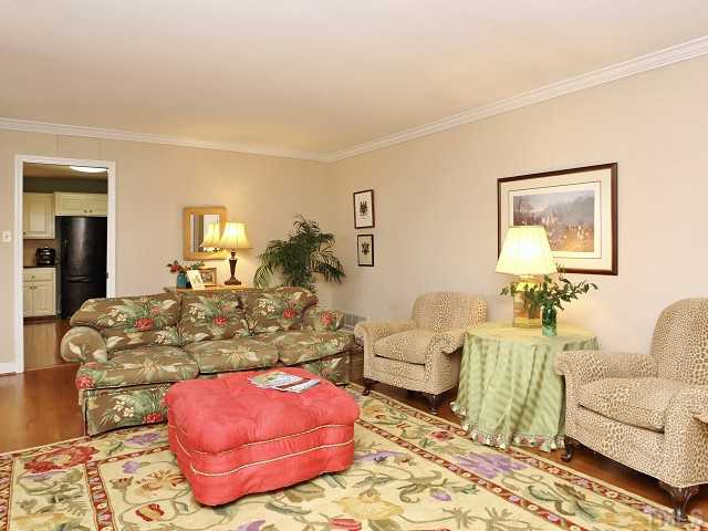 4707 Poland Place Raleigh, NC 27609 - Photo 9 of 24 Gallery Image 9