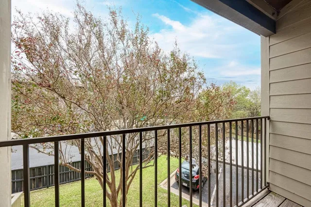$2,150 | 1938 Holly Hill Drive, Unit 1, Austin, TX 78746