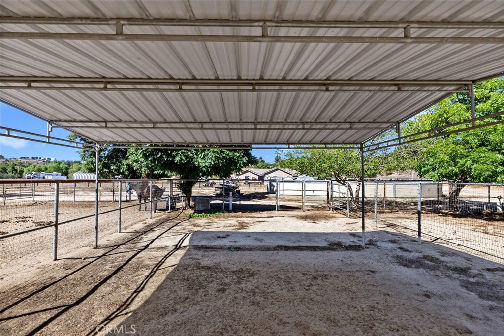 37565 Purdue Temecula, CA 92592 - Photo 70 of 74 Covered paddocks