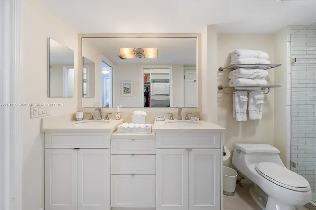 $1,450,000 | 200 South Beach Road, Unit 202, Tequesta, FL 33469