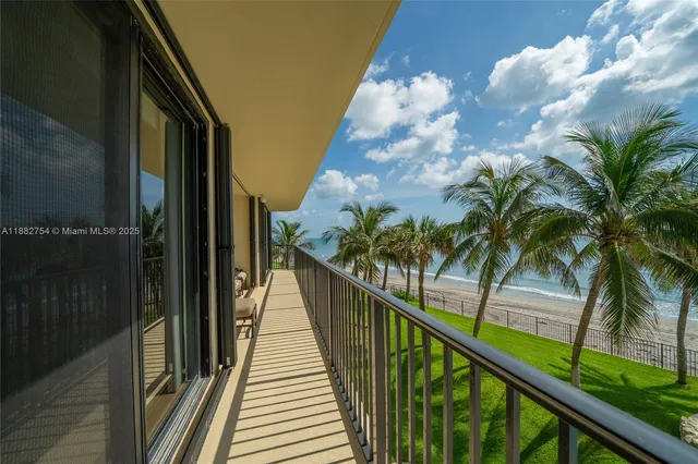 $1,450,000 | 200 South Beach Road, Unit 202, Tequesta, FL 33469