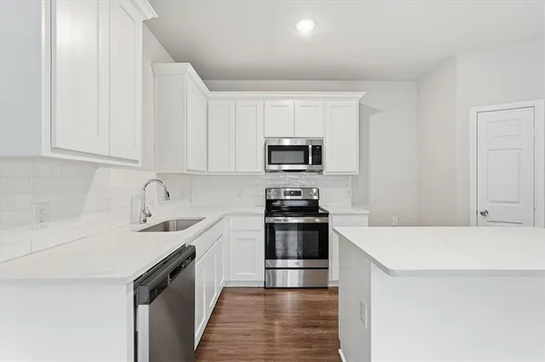 $1,600 | 3504 Pace Street, Greenville, TX 75401