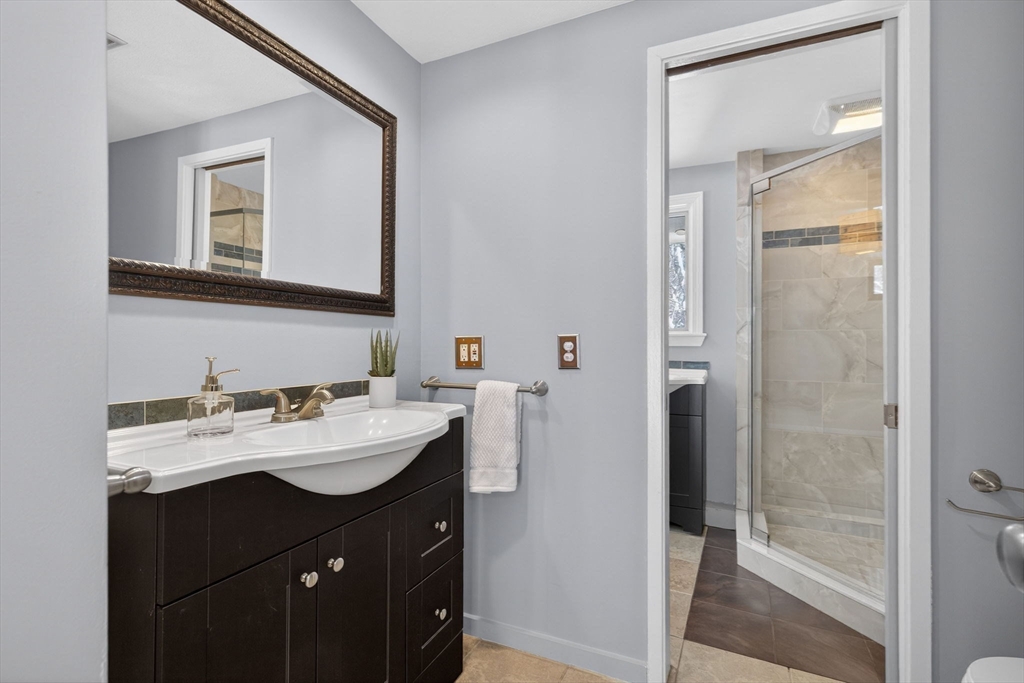 16 Hampshire Road Wayland, MA 01778 - Photo 7 of 30 Gallery Image 7