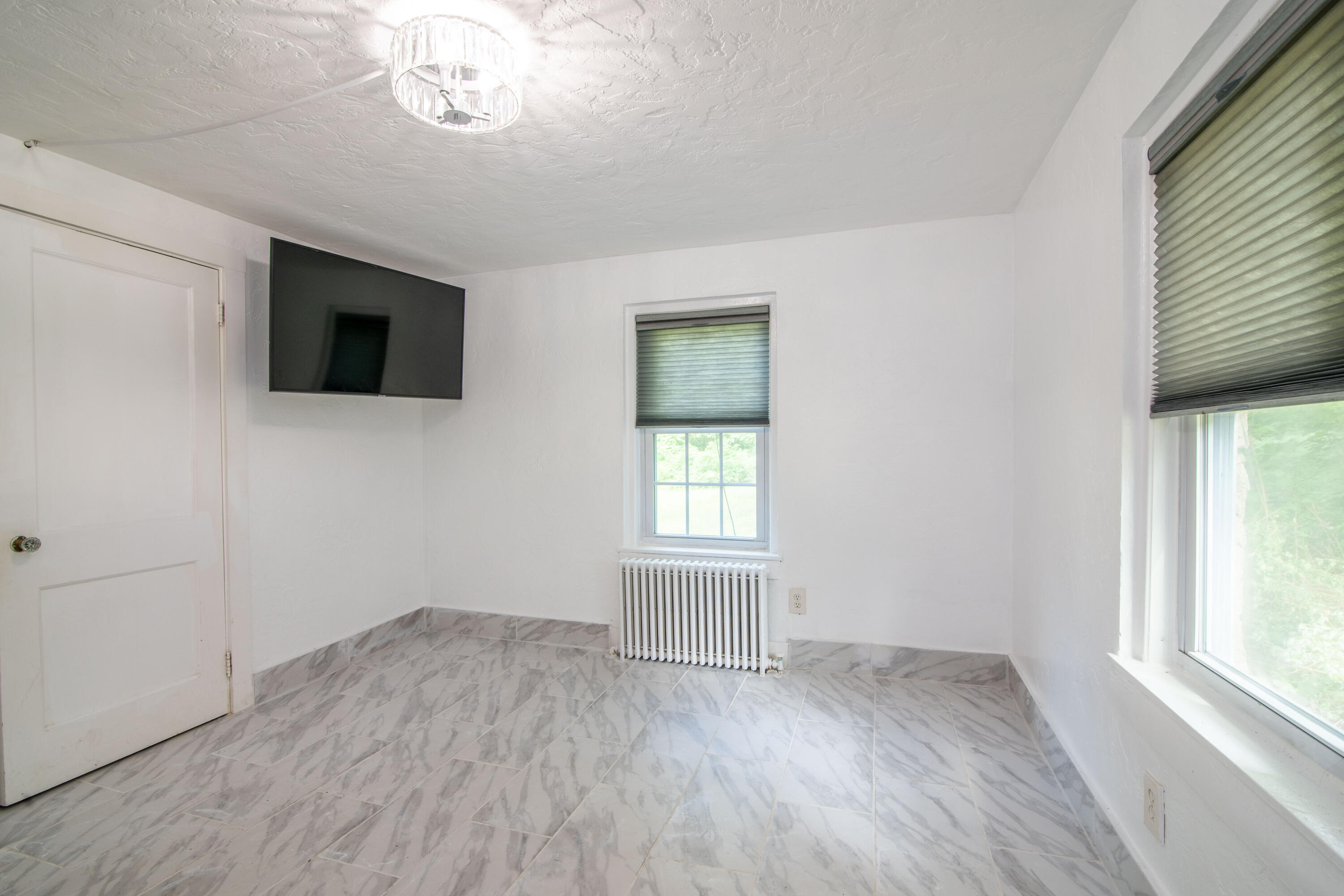 52 Ferry Road Saco, ME 04072 - Photo 7 of 22 52 Ferry-8