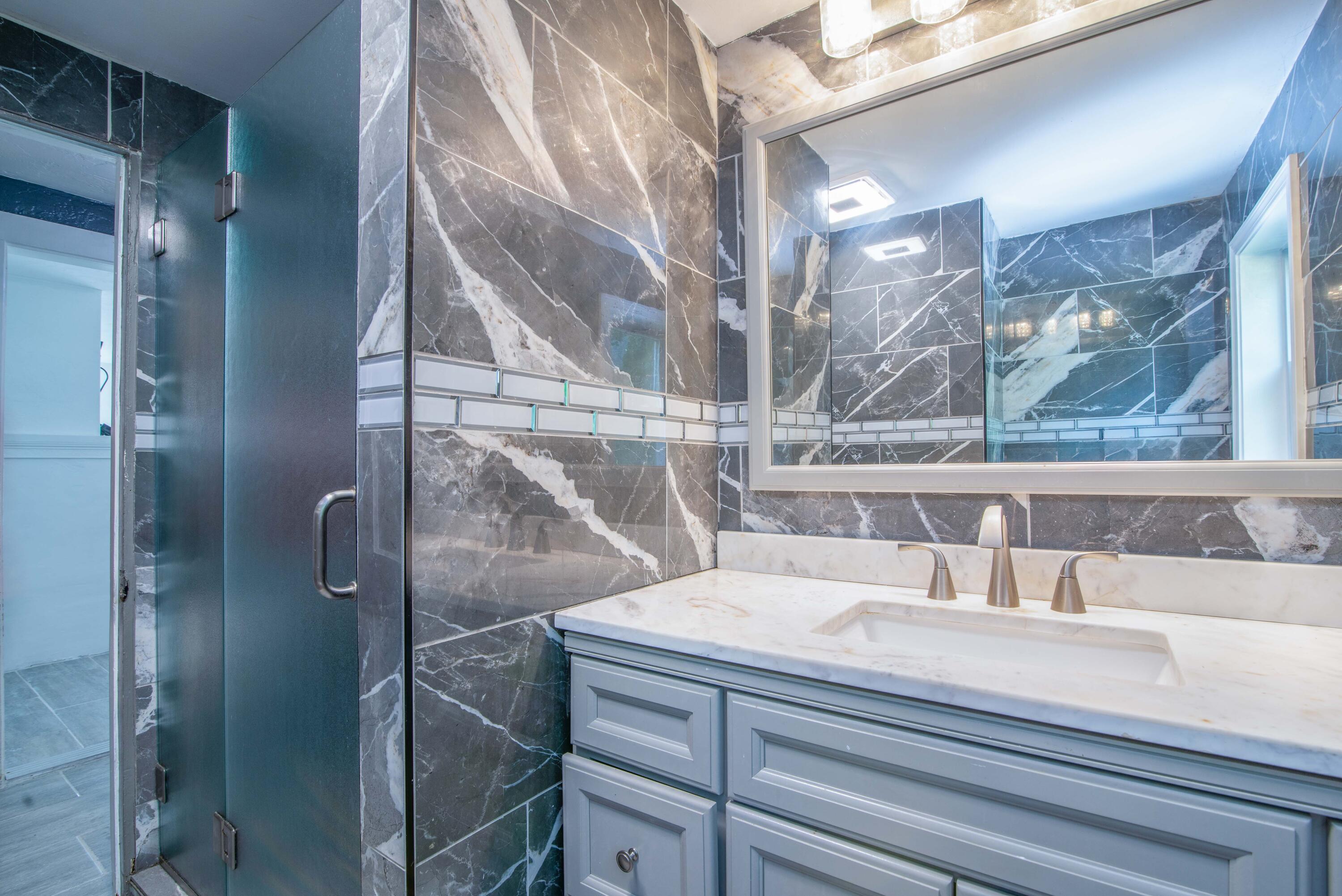 52 Ferry Road Saco, ME 04072 - Photo 9 of 22 52 Ferry-19