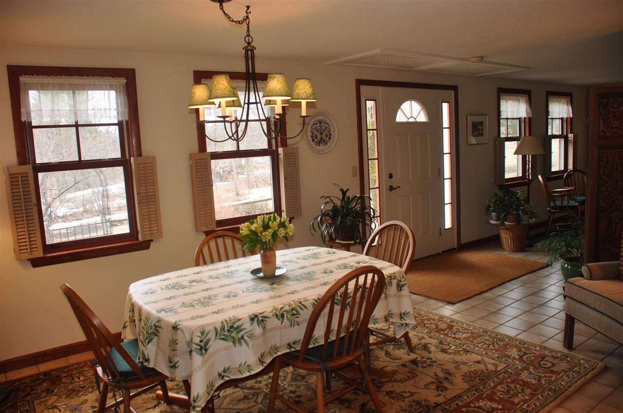 110 Baptist Road Canterbury, NH 03224 - Photo 3 of 18