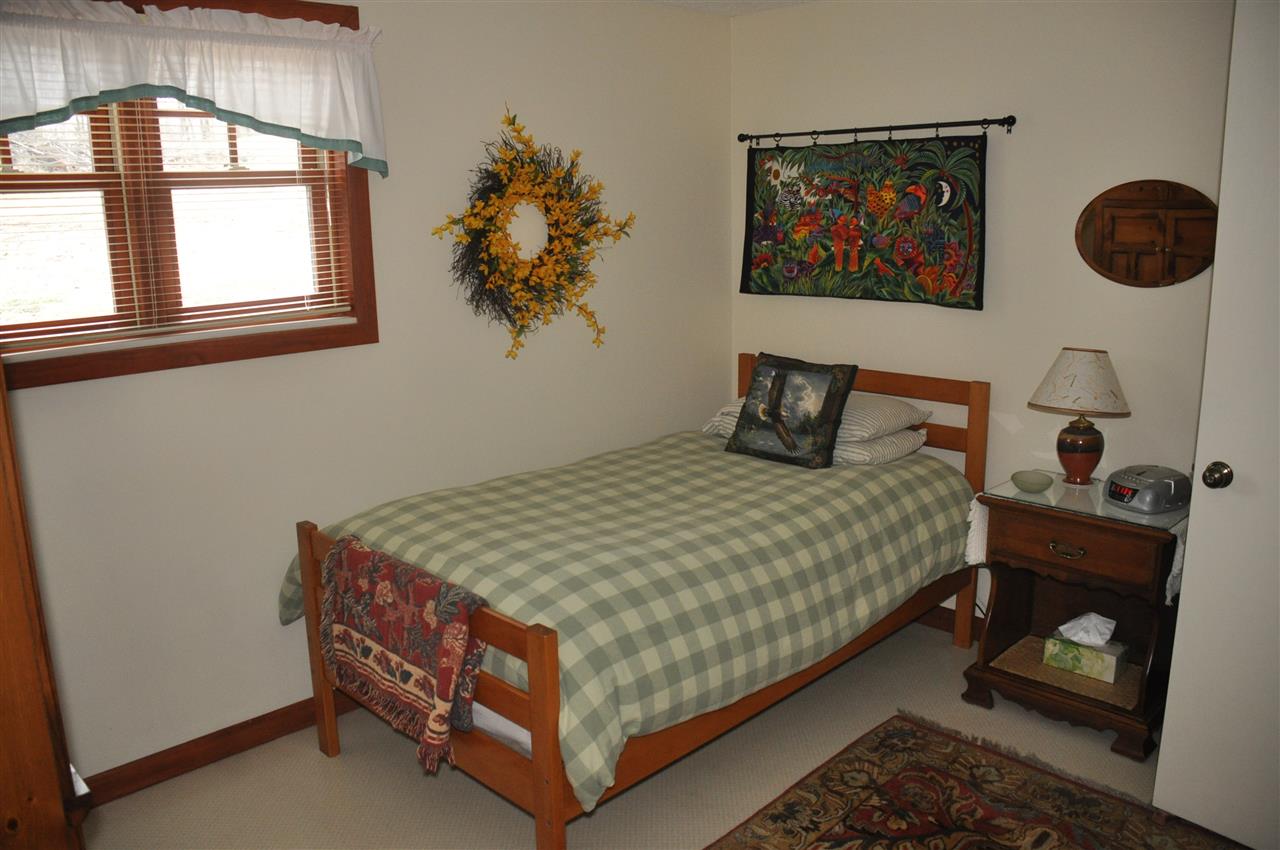 110 Baptist Road Canterbury, NH 03224 - Photo 5 of 18