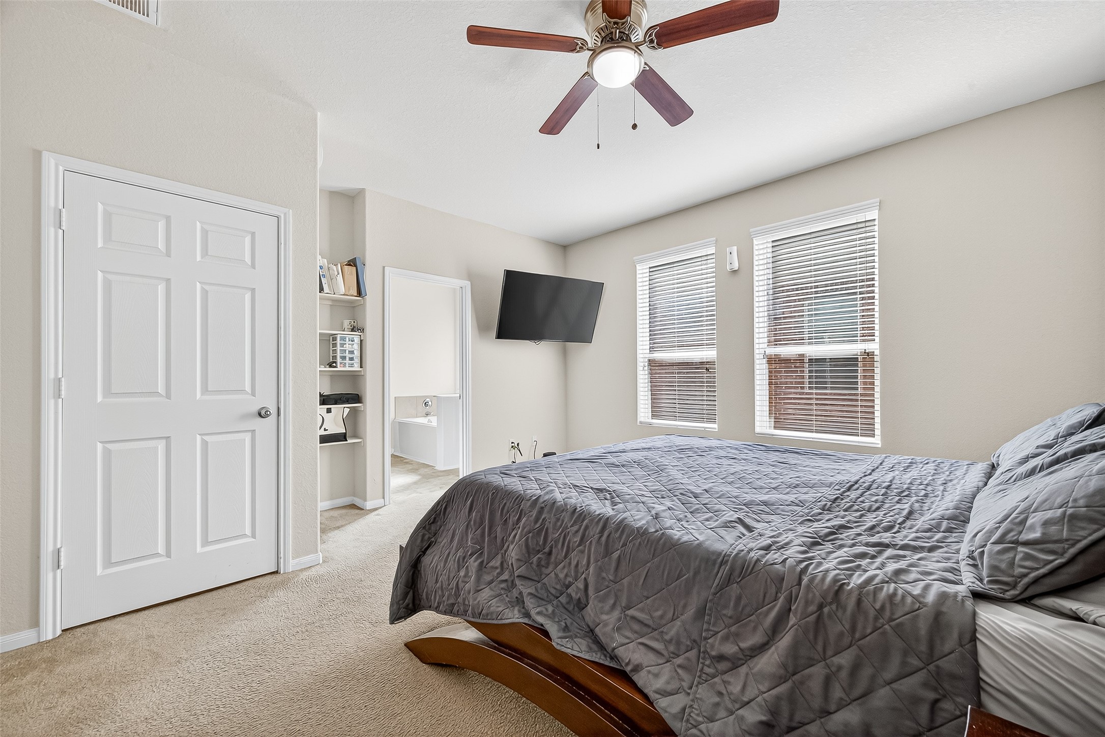 2611 Cottage Step Trail Fresno, TX 77545 - Photo 24 of 48 a bedroom with a bed and a window