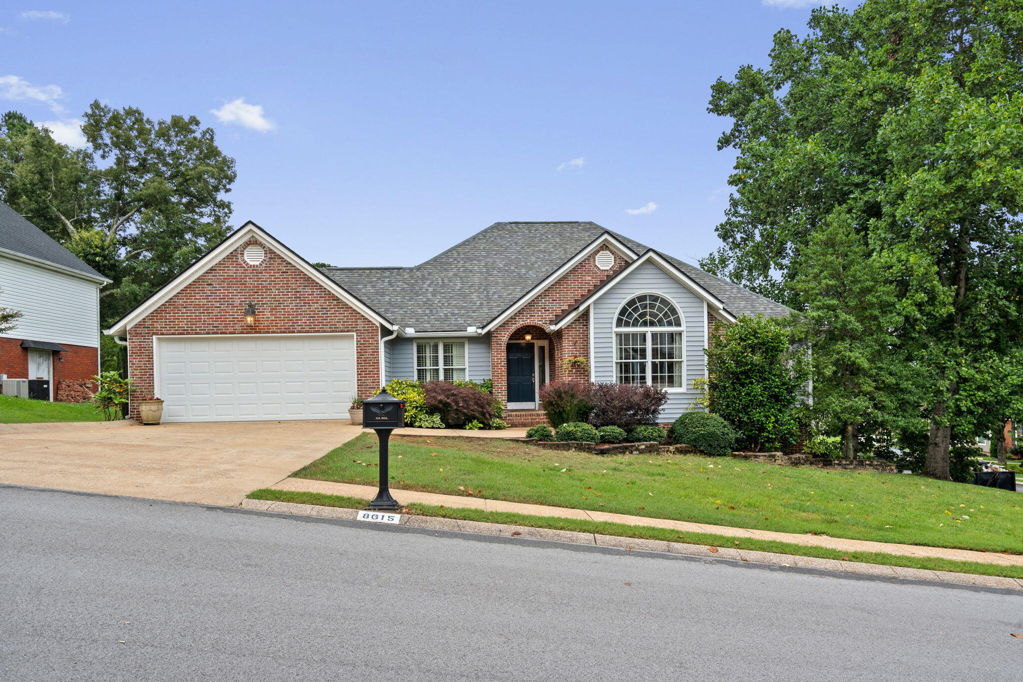 8615 Georgetown Trace Lane Chattanooga, TN 37421 - Photo 2 of 36 1-web-or-mls-Georgetown Trace-Lora L-1