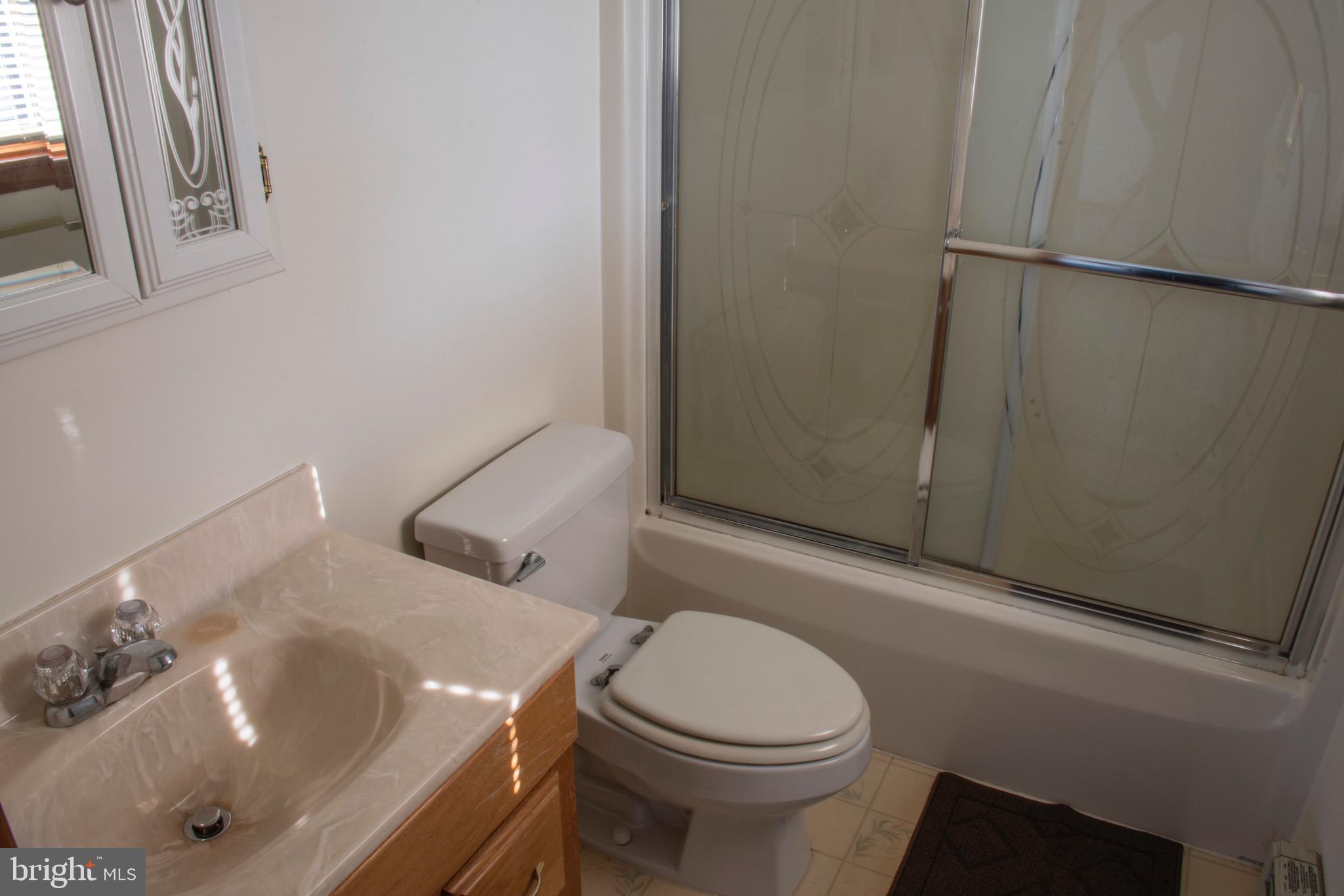 1370 Florence Road Mount Airy, MD 21771 - Photo 17 of 35 Master Bath