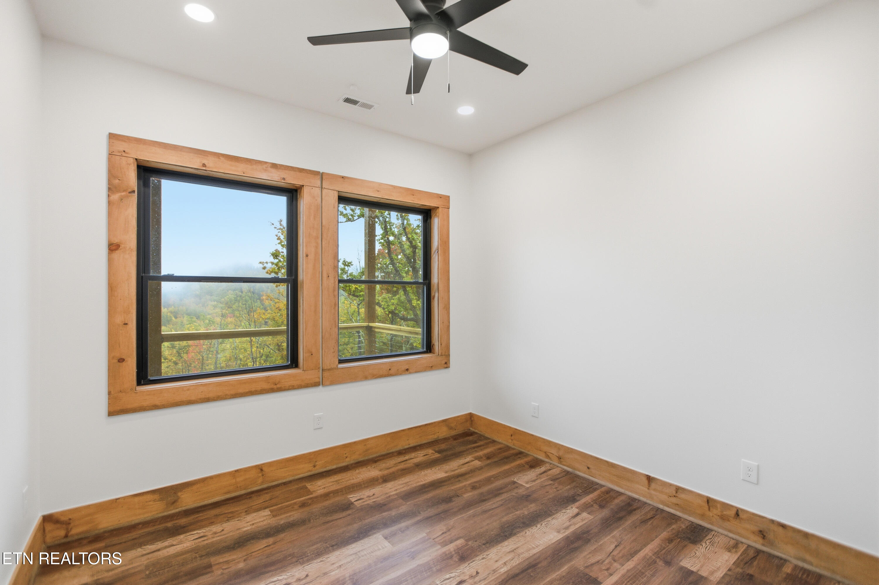 1950 Spurling Road Sevierville, TN 37862 - Photo 33 of 49 083_4M6A4233