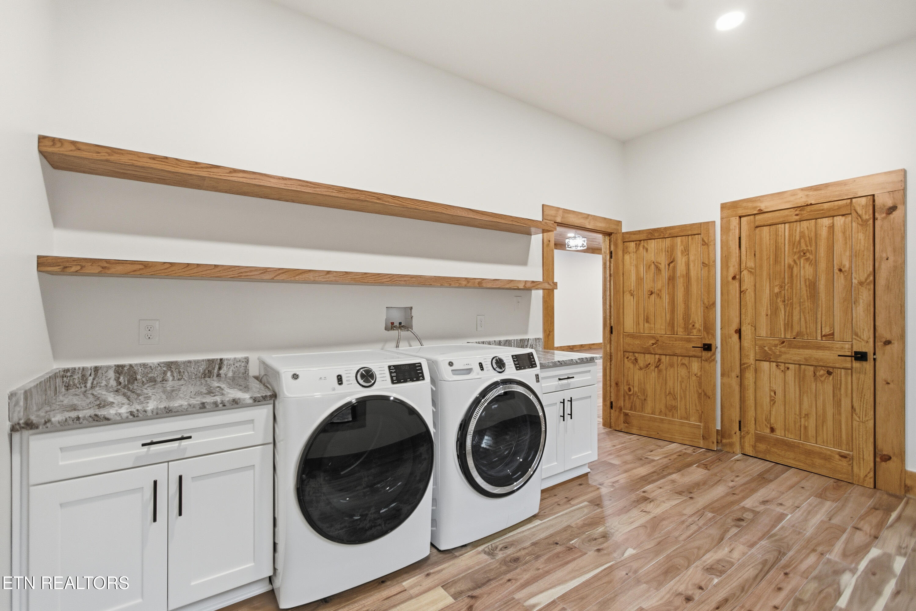 1950 Spurling Road Sevierville, TN 37862 - Photo 46 of 49 111_4M6A3837