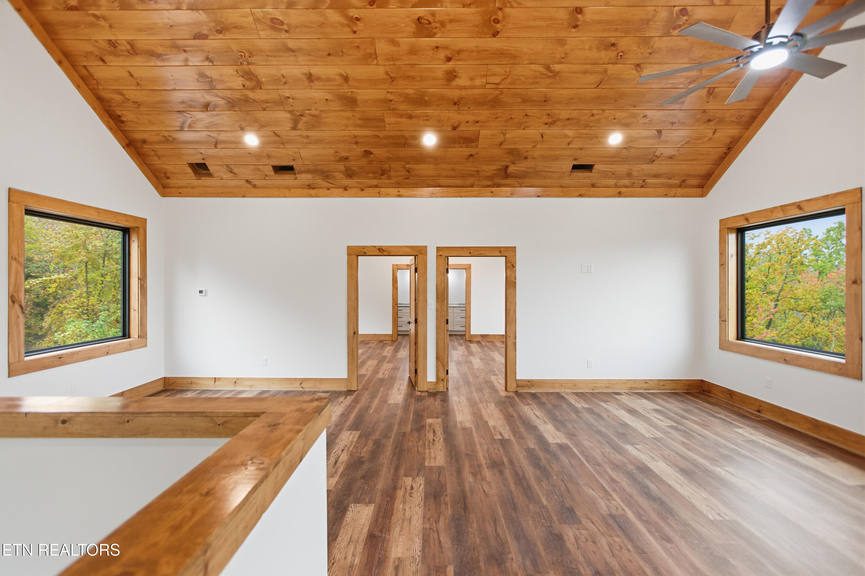 1950 Spurling Road Sevierville, TN 37862 - Photo 9 of 49 030_4M6A4058