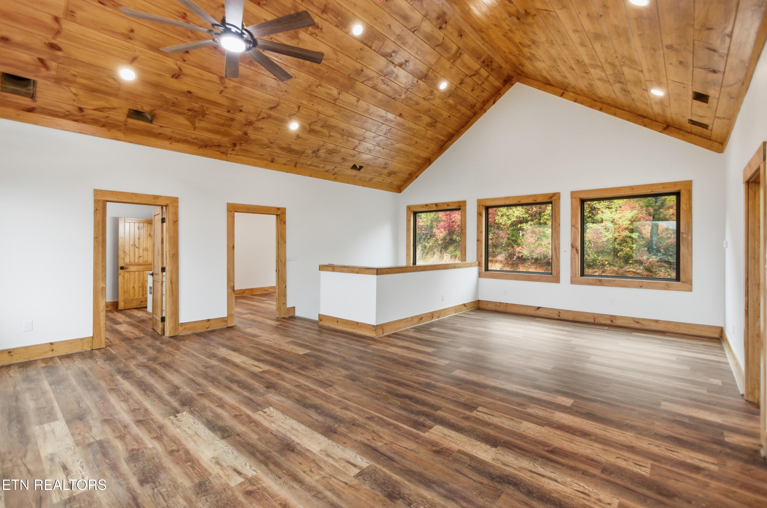 1950 Spurling Road Sevierville, TN 37862 - Photo 10 of 49 032_4M6A4031