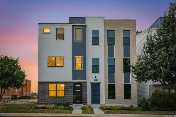 $330,000 | 7922 Kennedy Hill Drive, Unit 1, San Antonio, TX 78235