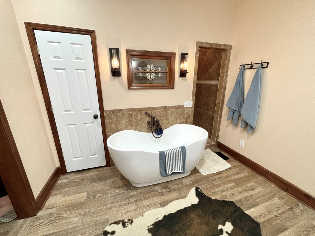 842 Skipper Road Dothan, AL 36301 - Photo 26 of 56 Adorable Soaking Tub