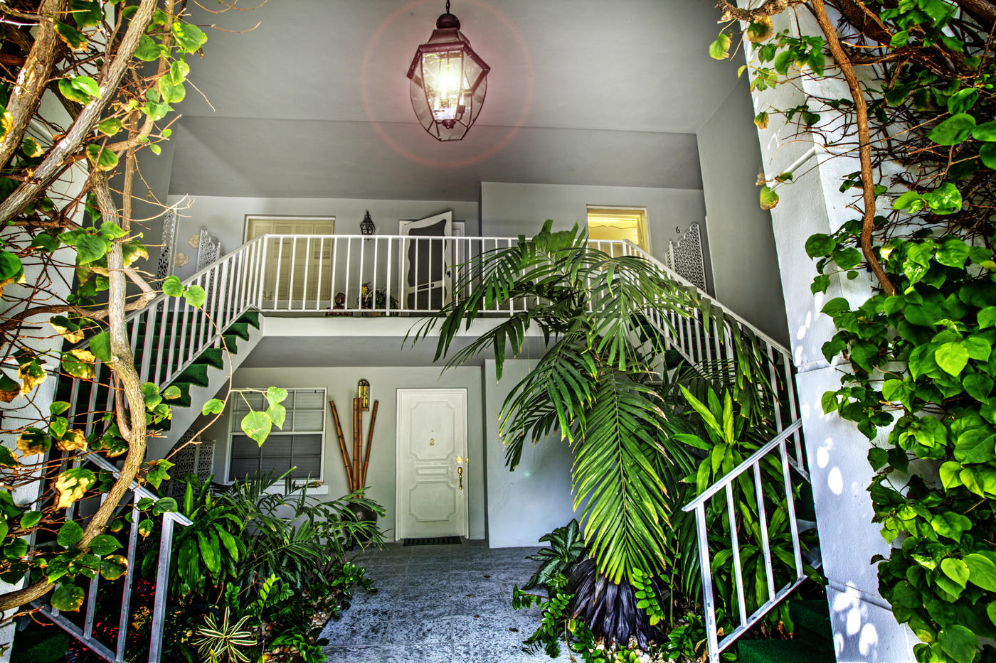 2190 Ibis Isle Road, Unit 4 Palm Beach, FL 33480 - Photo 19 of 29 building entry