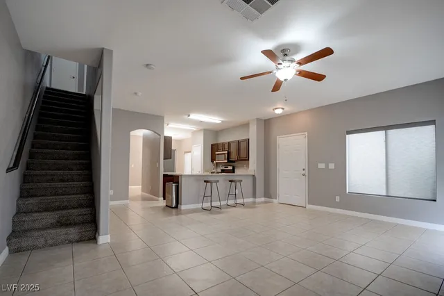 $1,695 | 2586 Land Rush Drive, Henderson, NV 89002