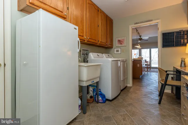 $499,000 | 24 Eynon Court, Hockessin, DE 19707