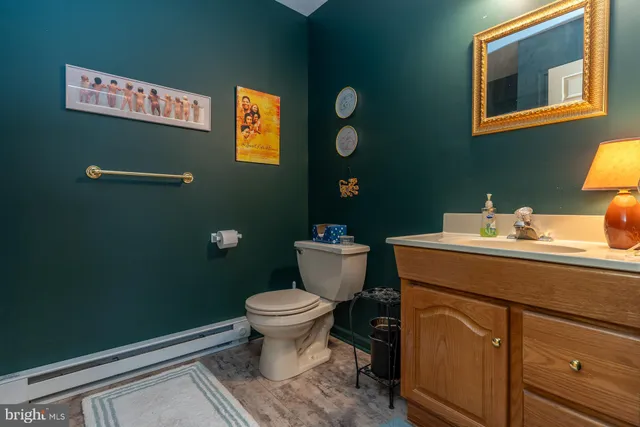 $499,000 | 24 Eynon Court, Hockessin, DE 19707