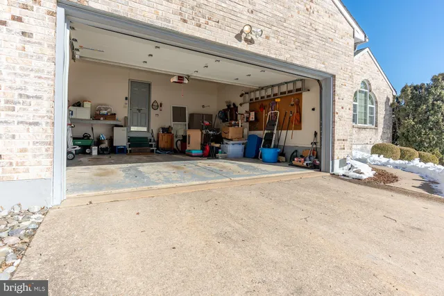 $499,000 | 24 Eynon Court, Hockessin, DE 19707