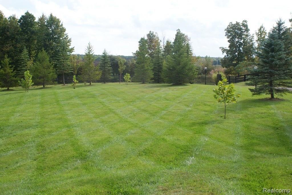 1500 West Brocker Road Metamora, MI 48455 - Photo 9 of 54 DSC07383.JPG
