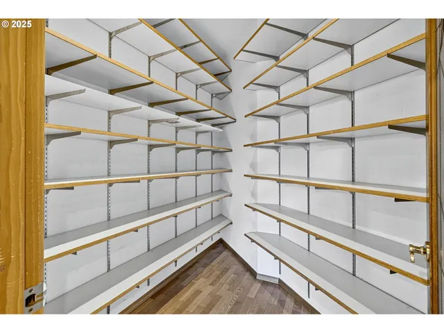 $749,900 | 5778 Southeast McNary Road, Milwaukie, OR 97267