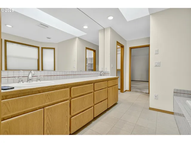 $749,900 | 5778 Southeast McNary Road, Milwaukie, OR 97267