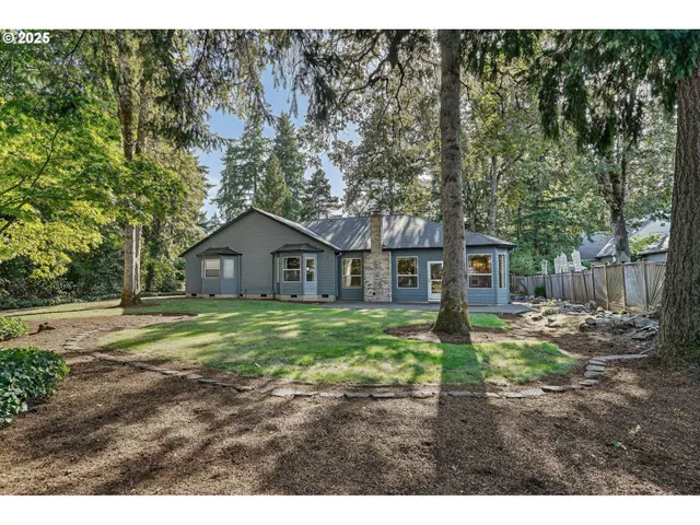 $749,900 | 5778 Southeast McNary Road, Milwaukie, OR 97267