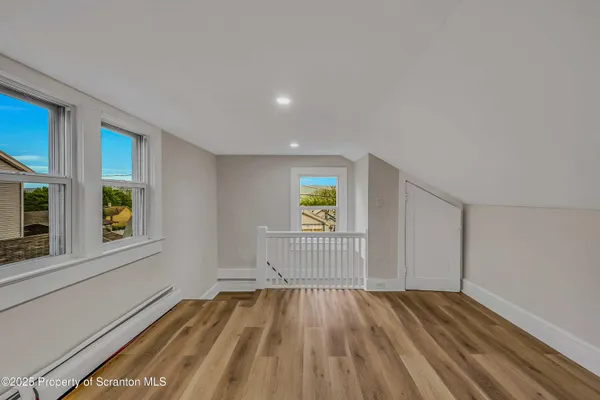 $900 | 918 Maple Street, Unit REAR, Scranton, PA 18505