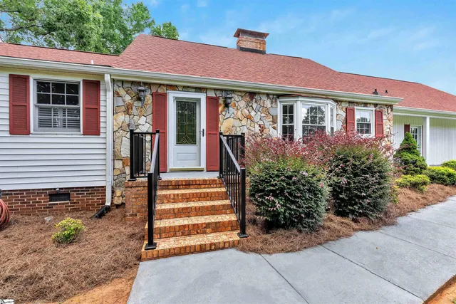 $699,000 | 819-j C J C Cooper Road, Fountain Inn, SC 29644