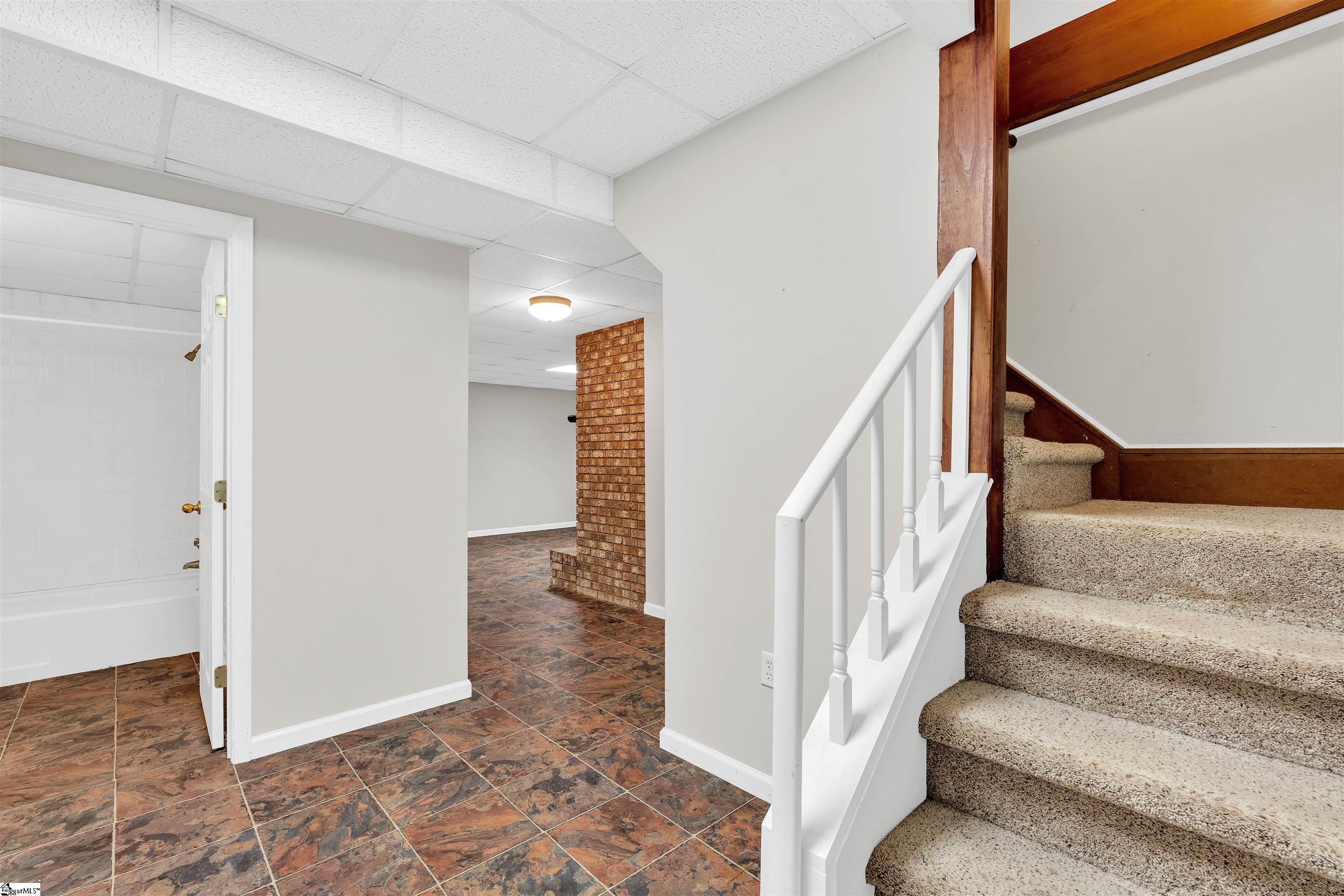 819-j C J C Cooper Road Fountain Inn, SC 29644 - Photo 8 of 50