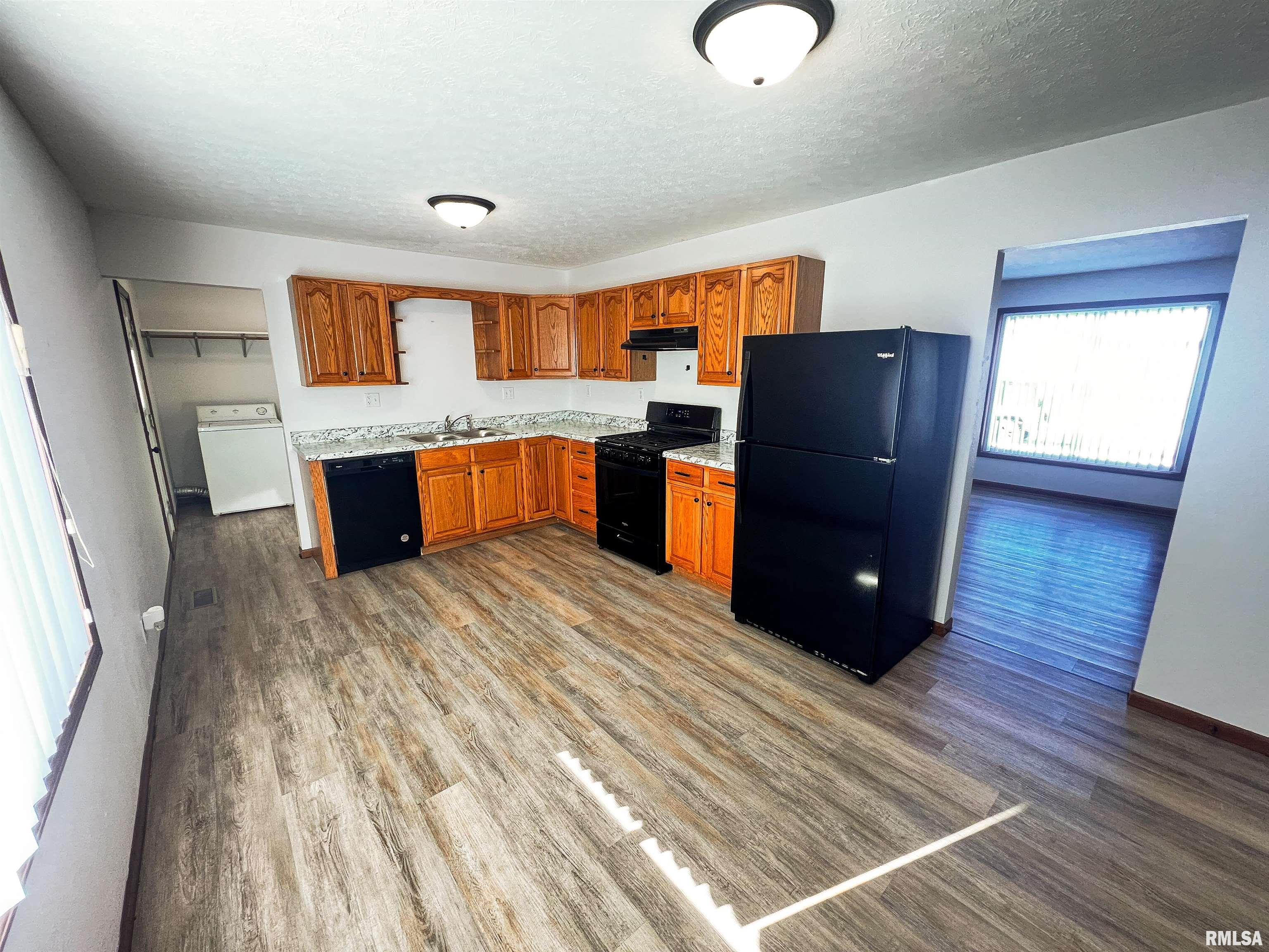 123 Lamar Drive Salem, IL 62881 - Photo 12 of 22