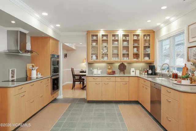 $829,000 | 46 Winchester Drive, Freehold, NJ 07728