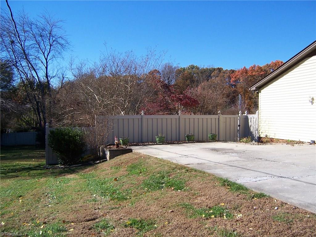 117 Sagewood Road Jamestown, NC 27282 - Photo 21 of 24 Gallery Image 21