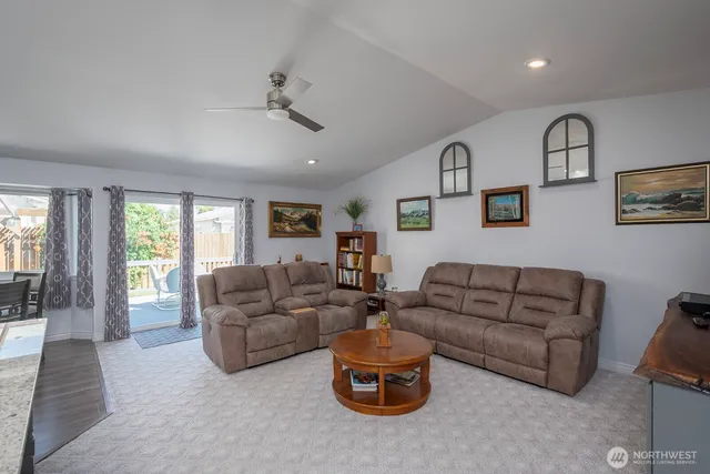 $500,000 | 216 East Tanglewood Drive, Moses Lake, WA 98837