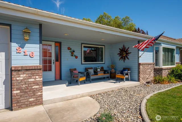 $500,000 | 216 East Tanglewood Drive, Moses Lake, WA 98837