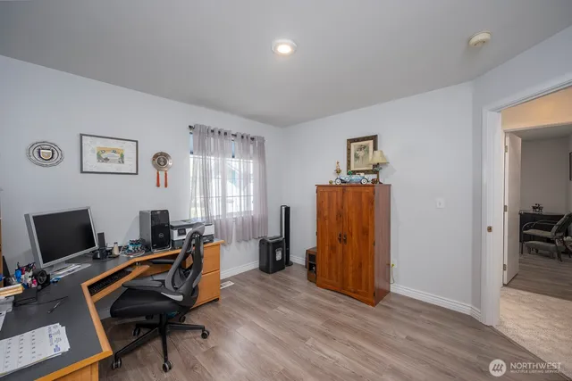 $500,000 | 216 East Tanglewood Drive, Moses Lake, WA 98837