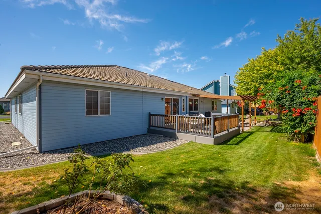 $500,000 | 216 East Tanglewood Drive, Moses Lake, WA 98837