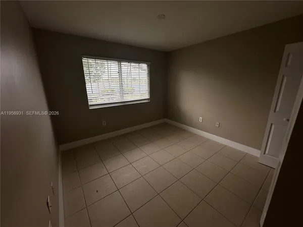 $2,750 | 5005 Wiles Road, Unit 104, Coconut Creek, FL 33073